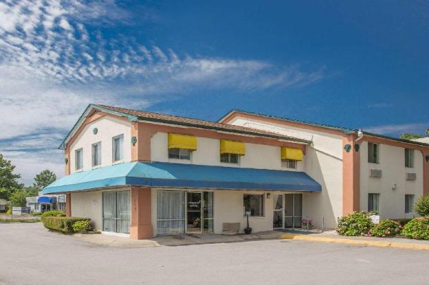 econo lodge cherry point