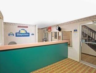 econo lodge cherry point