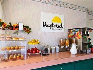 econo lodge cherry point