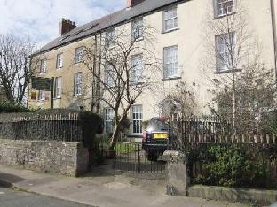 college guest house