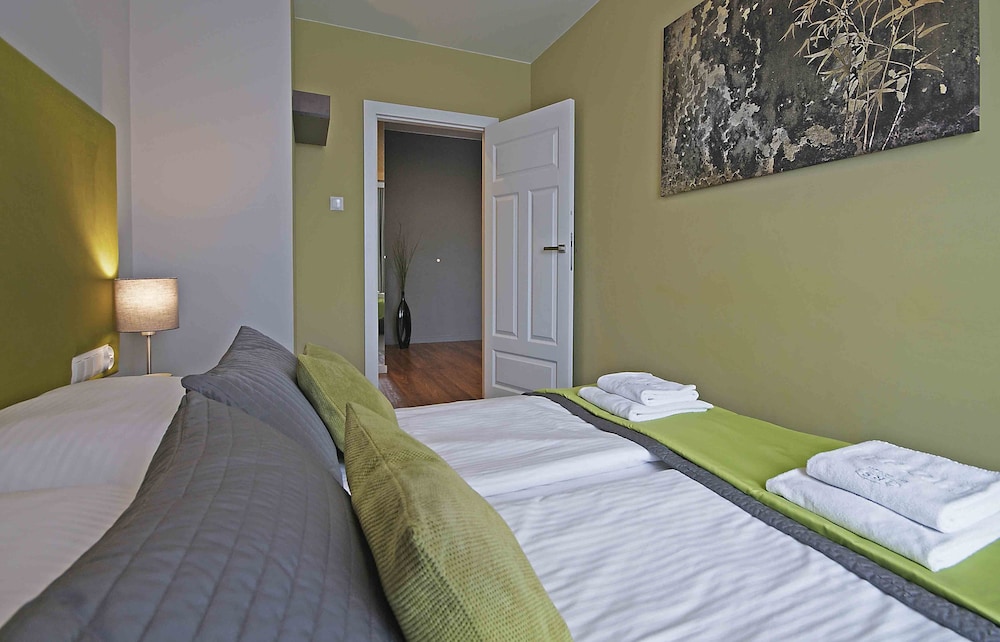 irs royal apartments apartamenty irs brabank