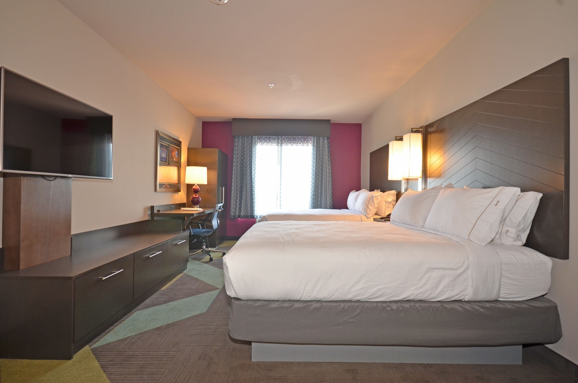 holiday inn express and suites oklahoma city mid a