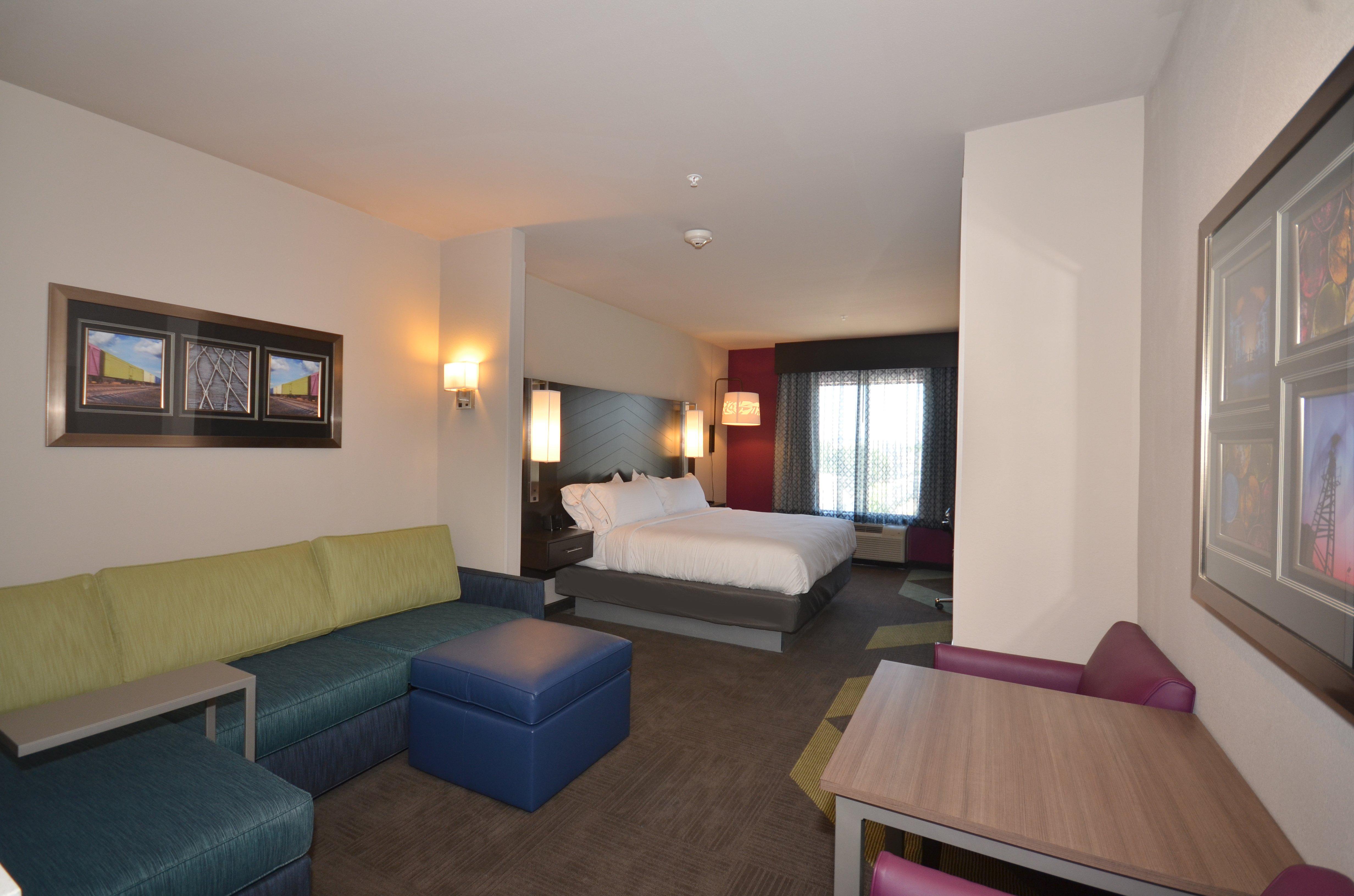 holiday inn express and suites oklahoma city mid a