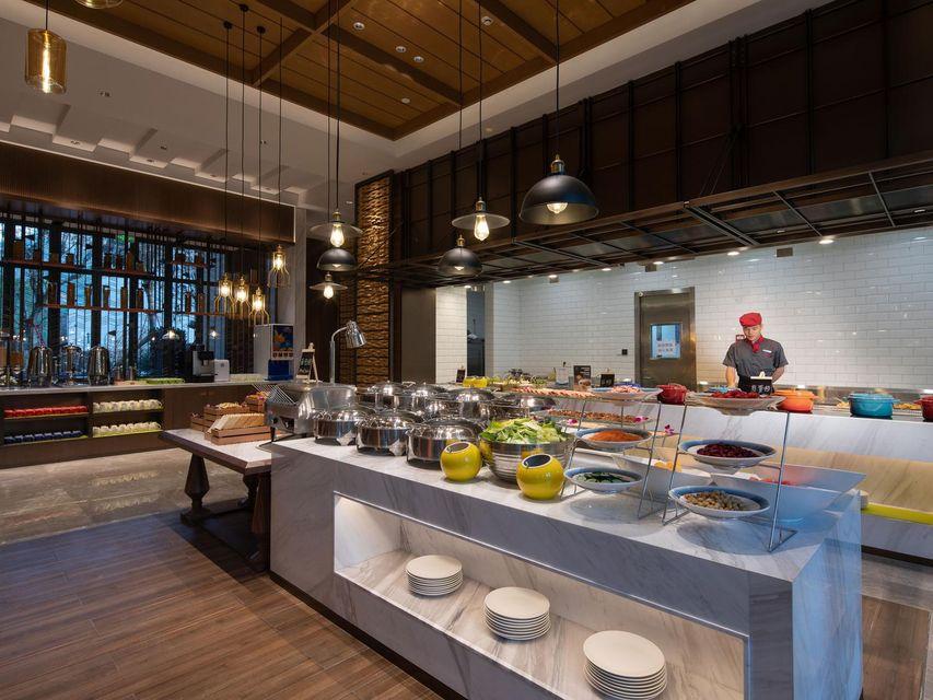 hampton by hilton sanya weiming lake park