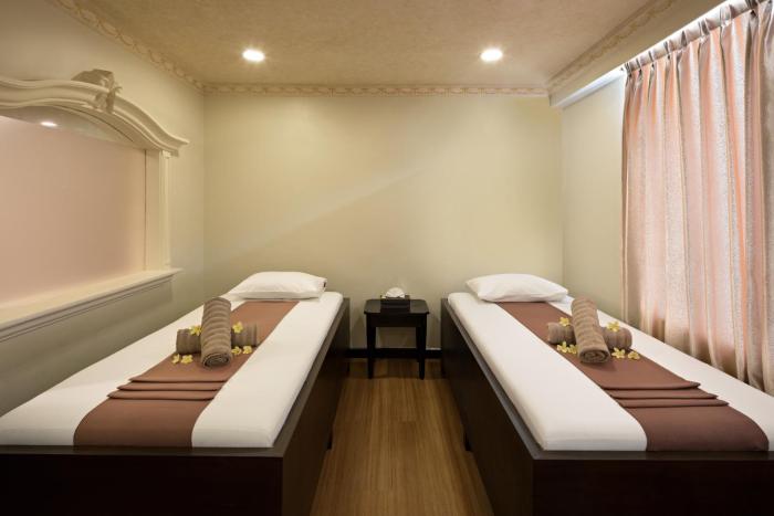 golden boutique hotel kemayoran