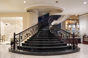 golden boutique hotel kemayoran