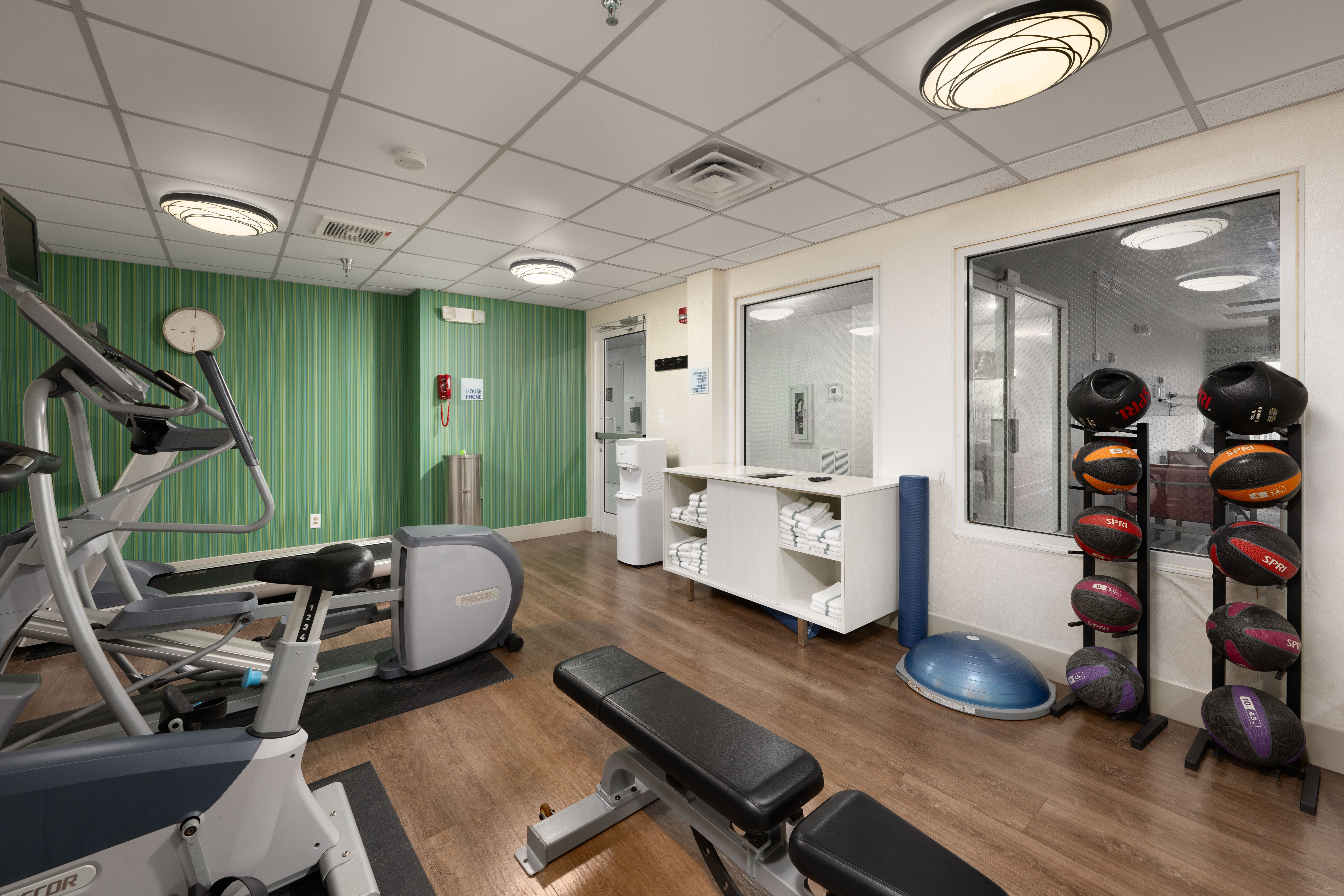 holiday inn express hotel and suites chattanooga hixson by ihg
