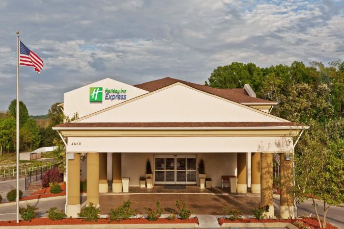 holiday inn express hotel and suites chattanooga hixson by ihg