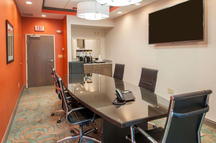 hampton inn and suites pensacola i 10 pine forest road