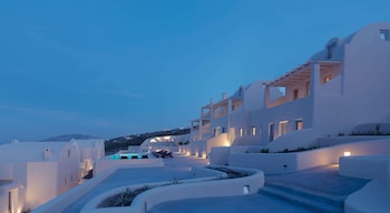 dome santorini resort and spa