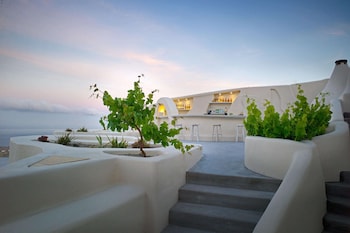 dome santorini resort and spa