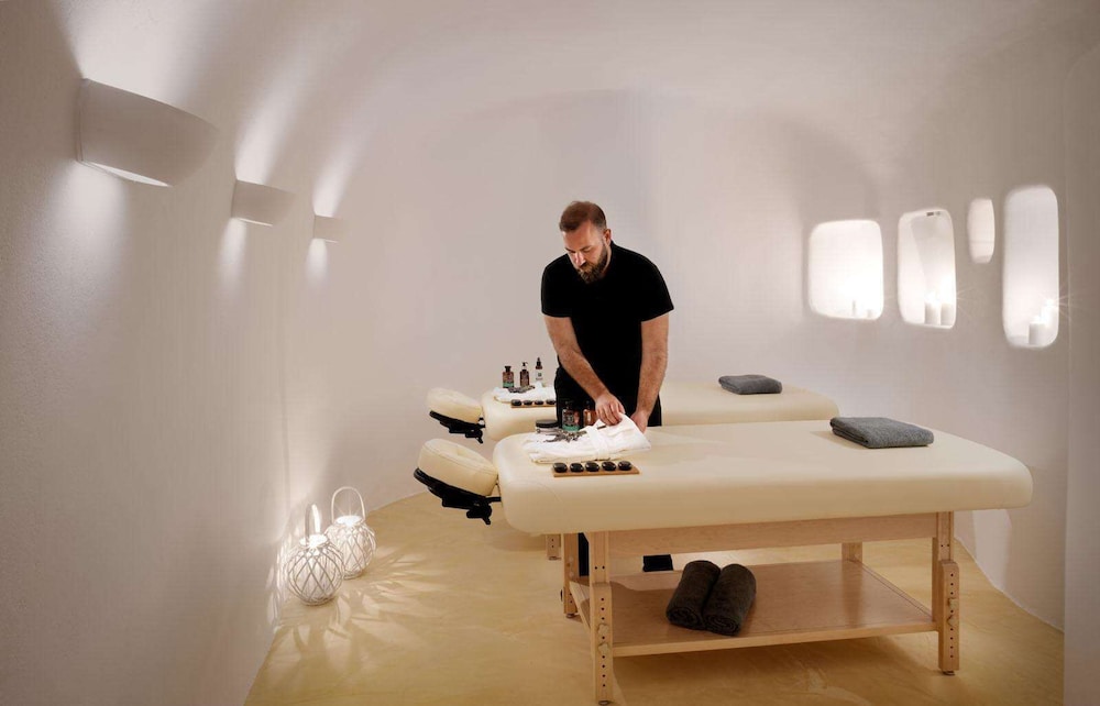 dome santorini resort and spa