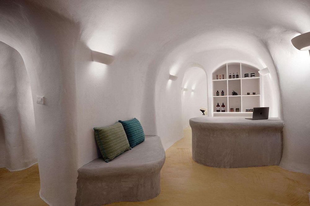 dome santorini resort and spa