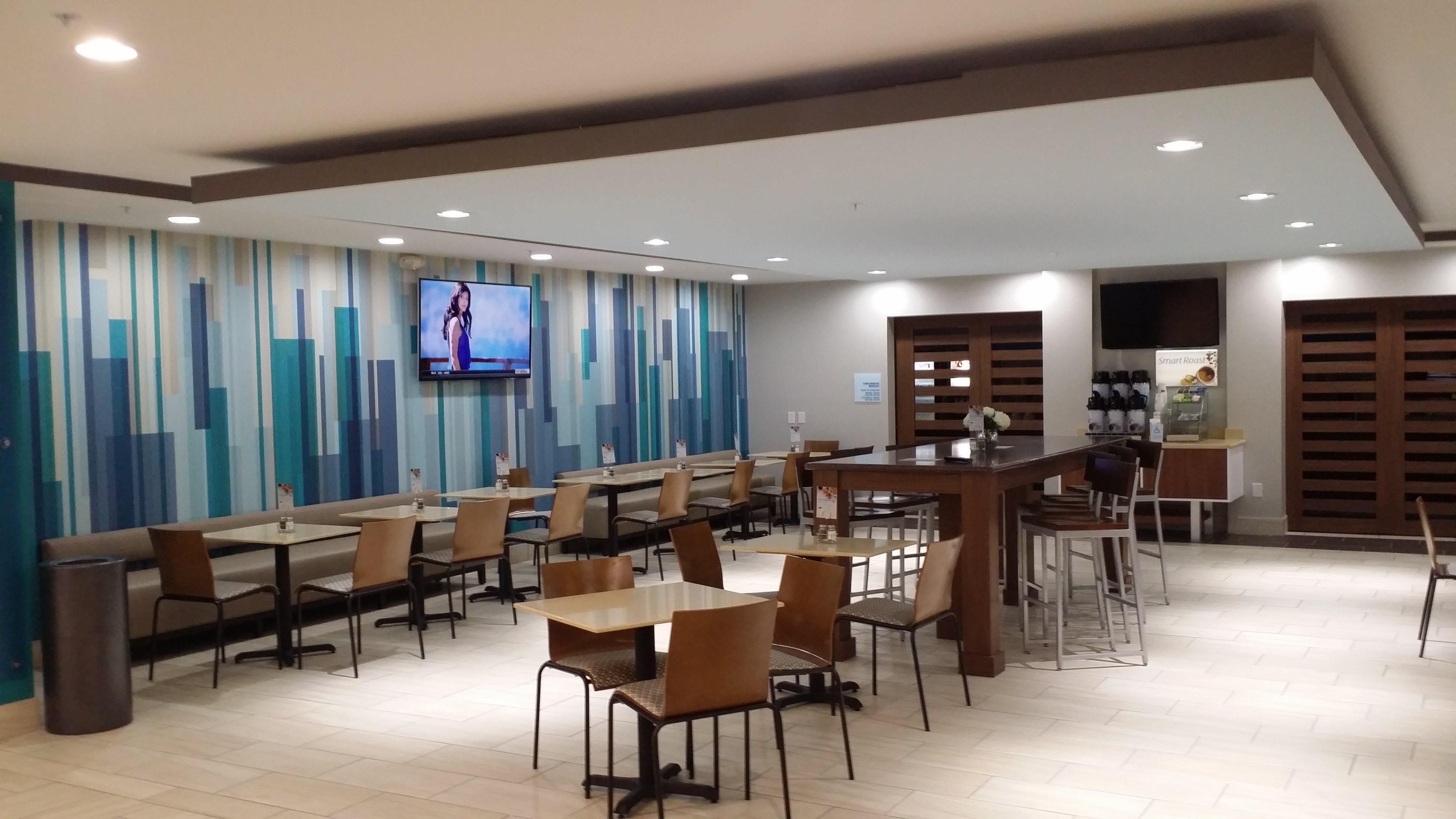 holiday inn express and suites lexington east winc