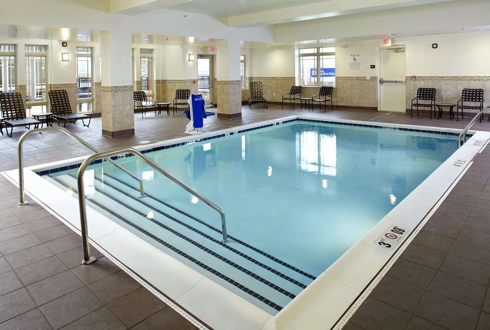 Hilton Garden Inn Roanoke,Roanoke>>Cave Spring,3 star