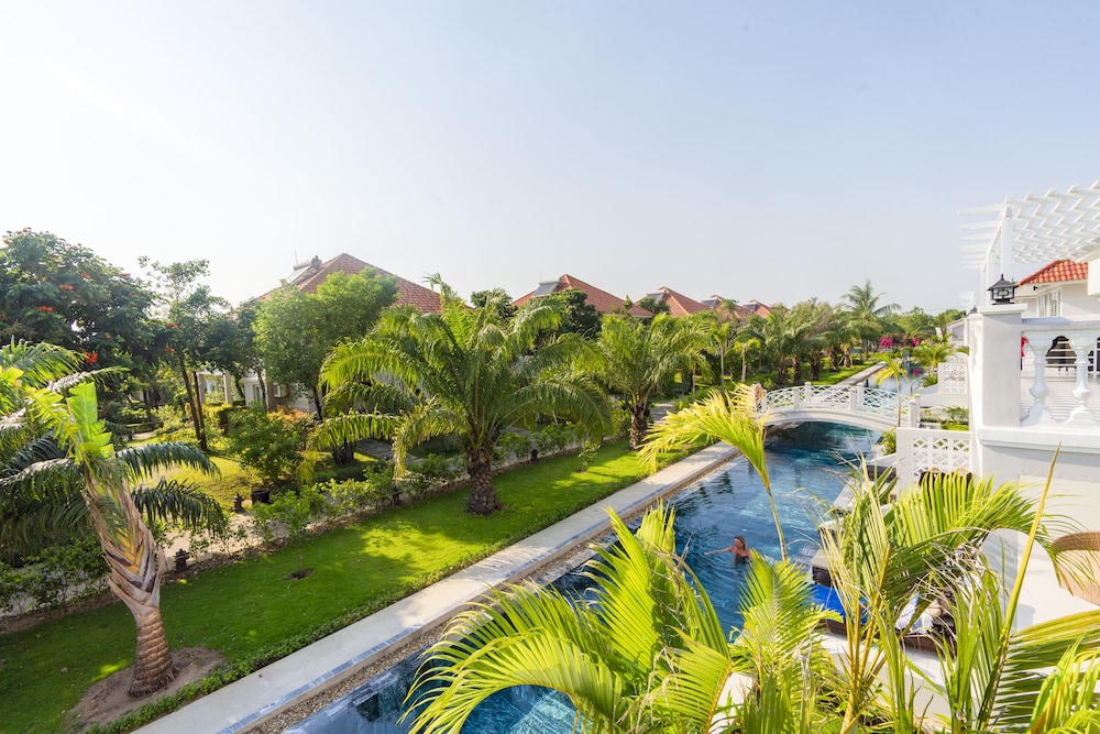 mercury phu quoc resort and villas