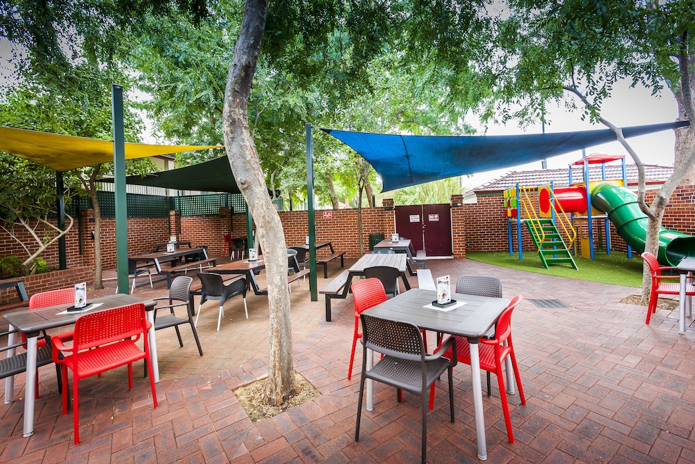 quality hotel bayswater