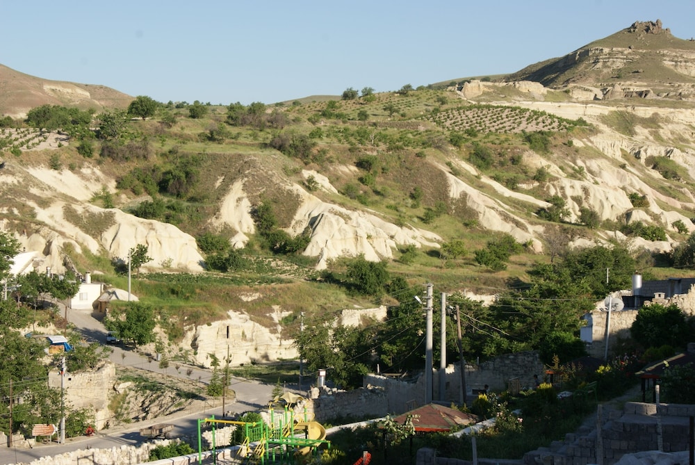 Sinasos Palace Cave Hotel,Mustafapasa>>Cappadocia,2 star