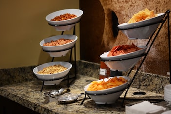 Staybridge Suites Chihuahua By Ihg,Fashion Mall>>Chihuahua,3 star