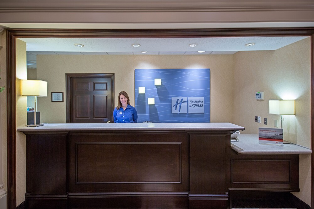 holiday inn express and suites youngstown n warren niles by ihg