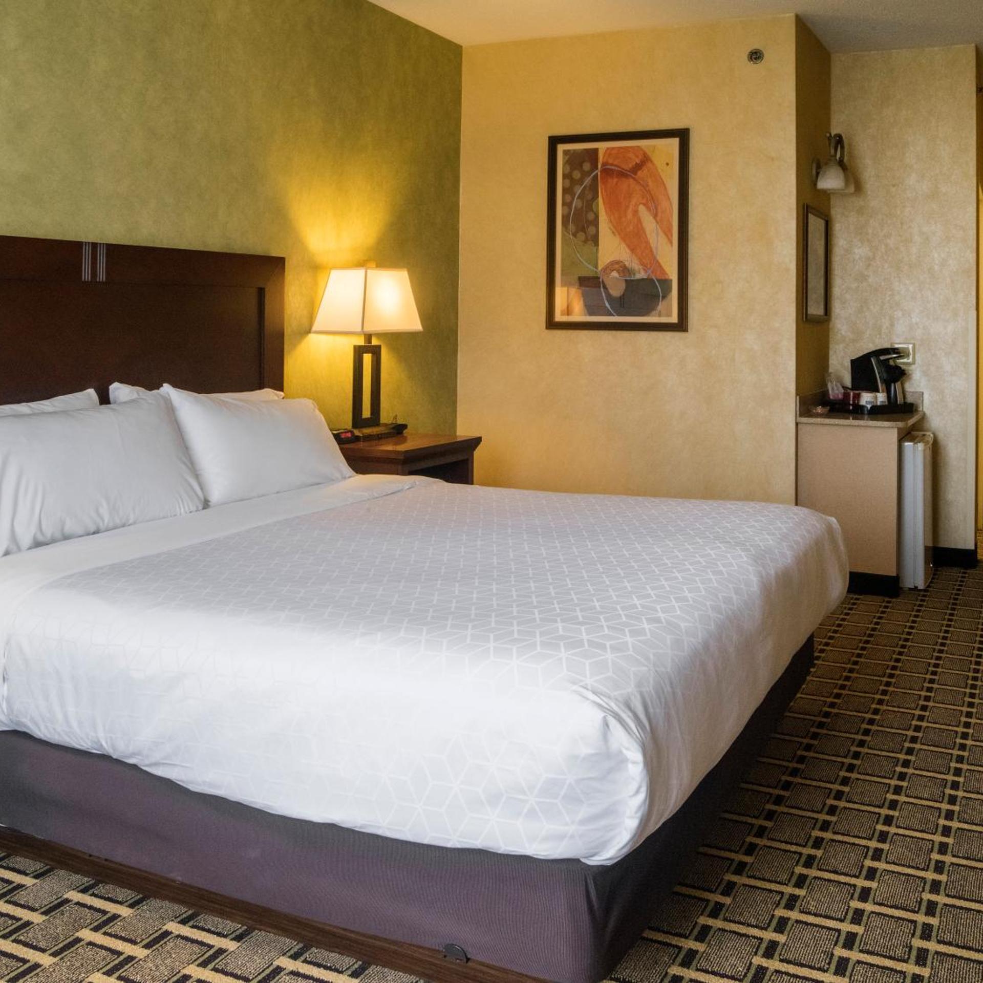 holiday inn express and suites youngstown n warren niles by ihg