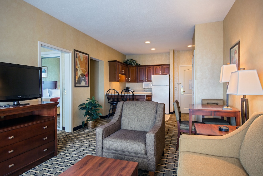 holiday inn express and suites youngstown n warren niles by ihg