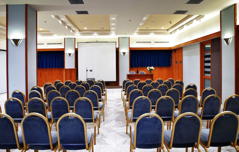 miramare hotel eretria