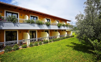 miramare hotel eretria