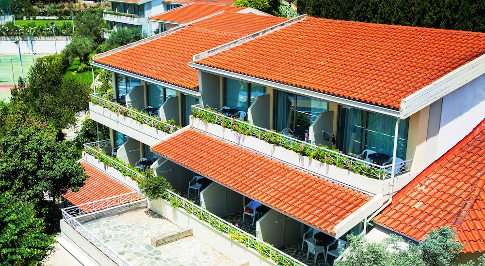 miramare hotel eretria