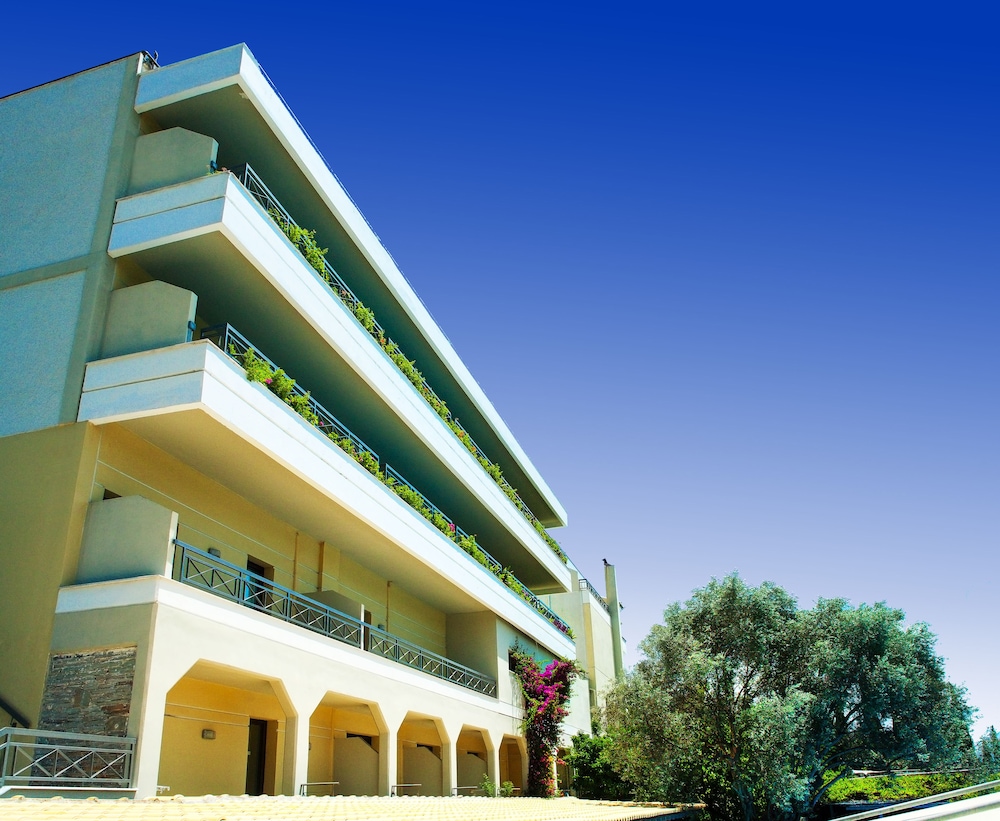 miramare hotel eretria