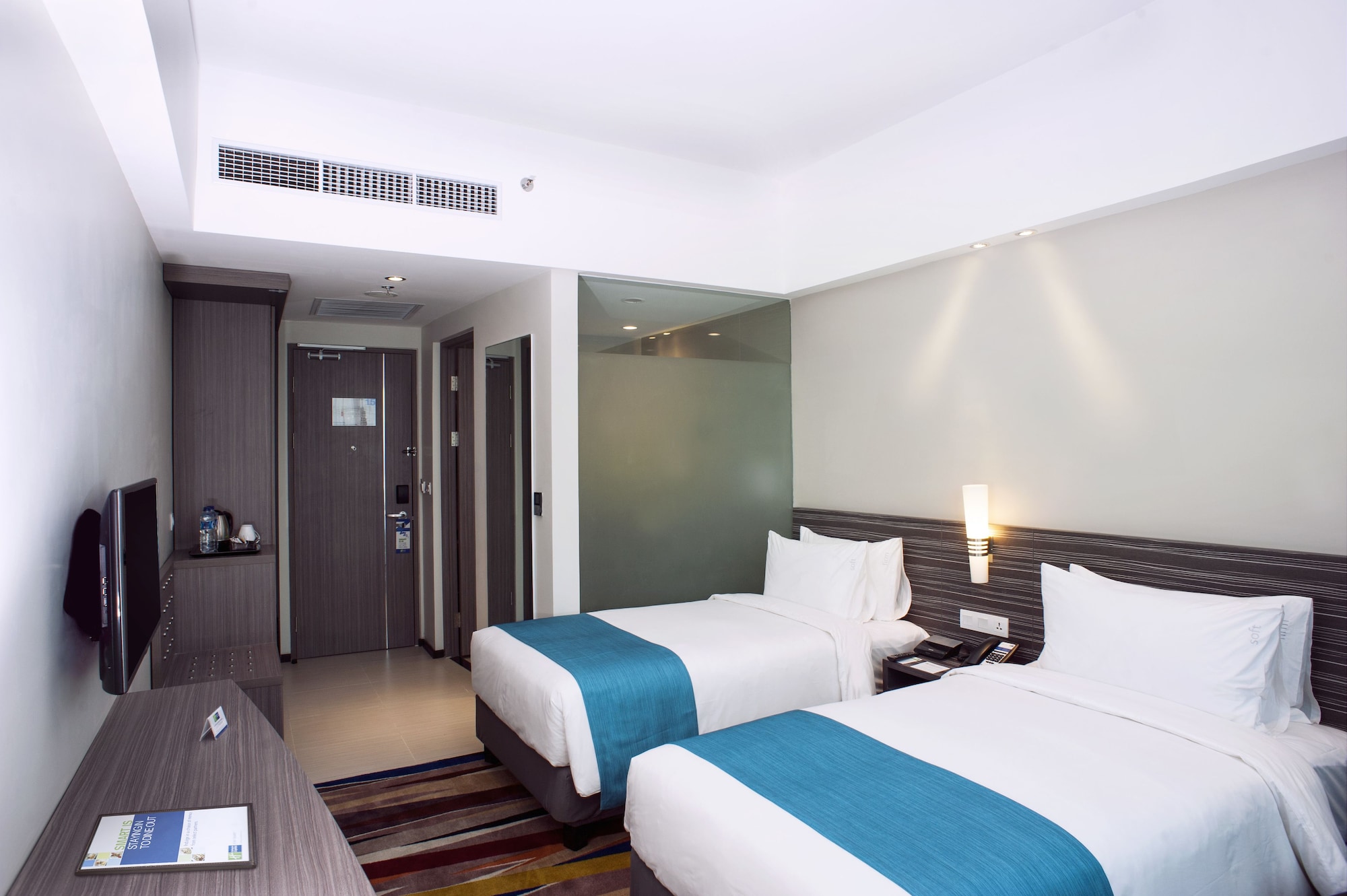 holiday inn express surabaya centerpoint by ihg