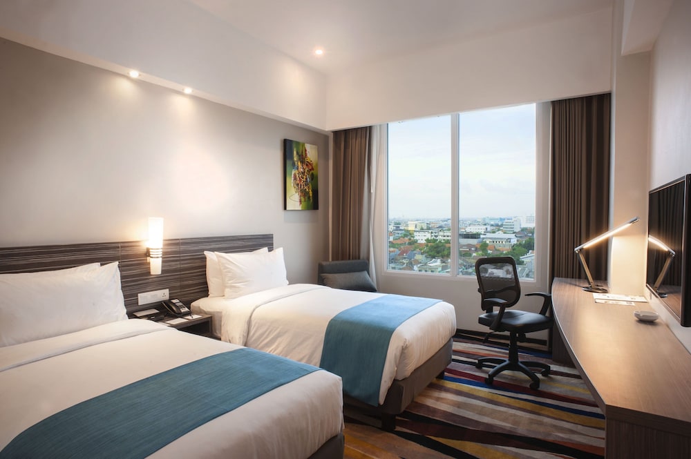 holiday inn express surabaya centerpoint by ihg