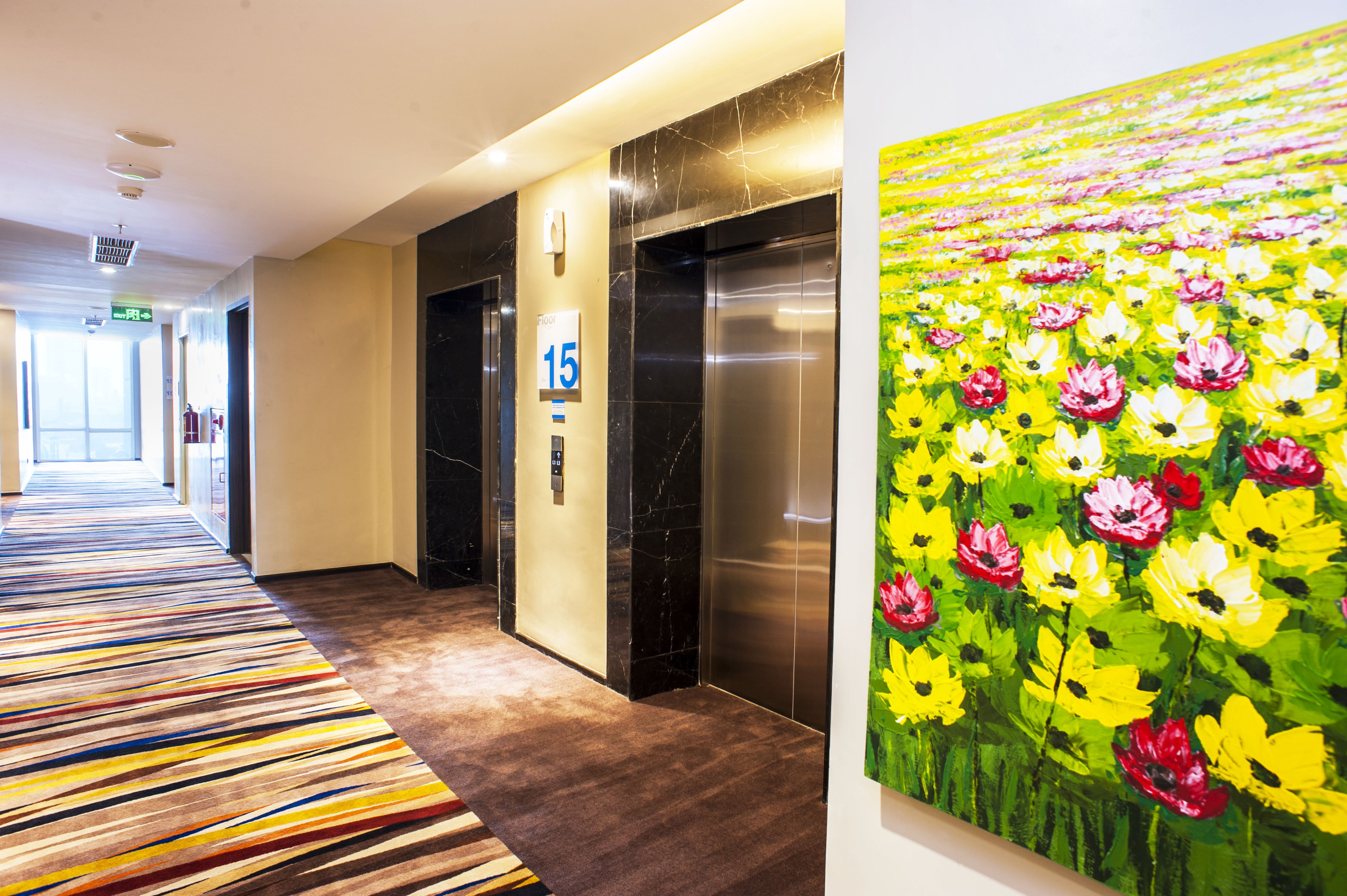 holiday inn express surabaya centerpoint by ihg