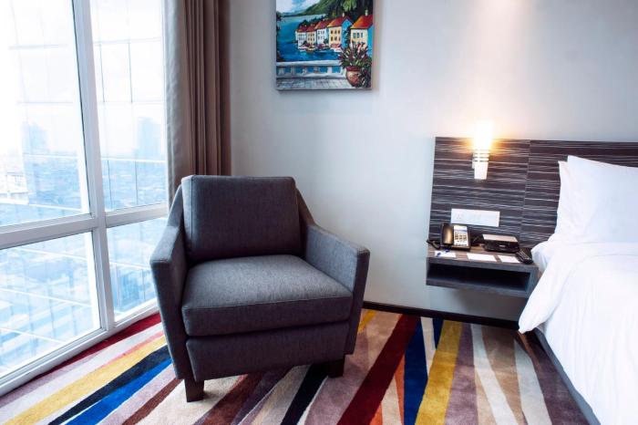holiday inn express surabaya centerpoint by ihg