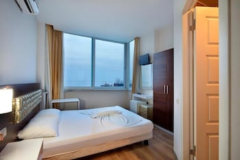 olimpos beach hotel by rrhandr