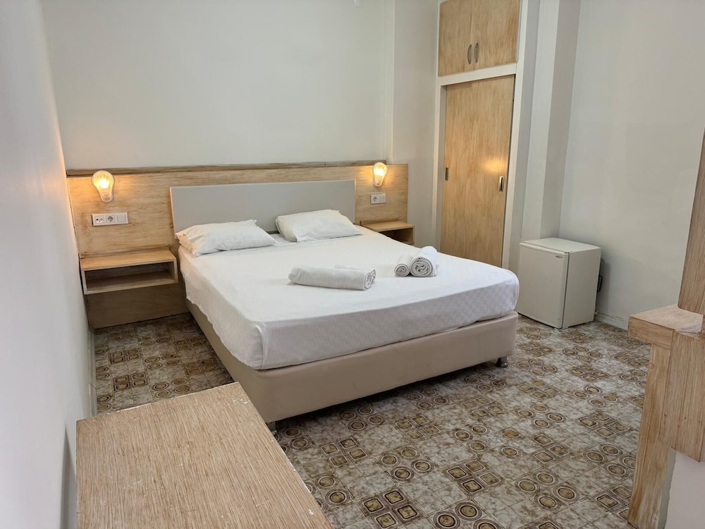 olimpos beach hotel by rrhandr