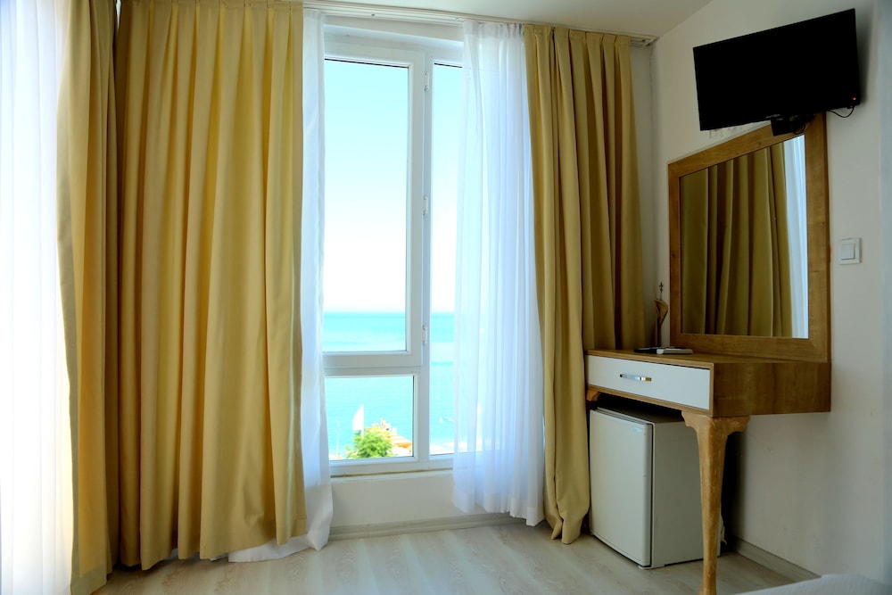 olimpos beach hotel by rrhandr