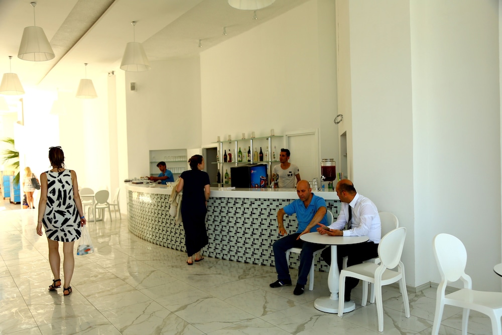 olimpos beach hotel by rrhandr
