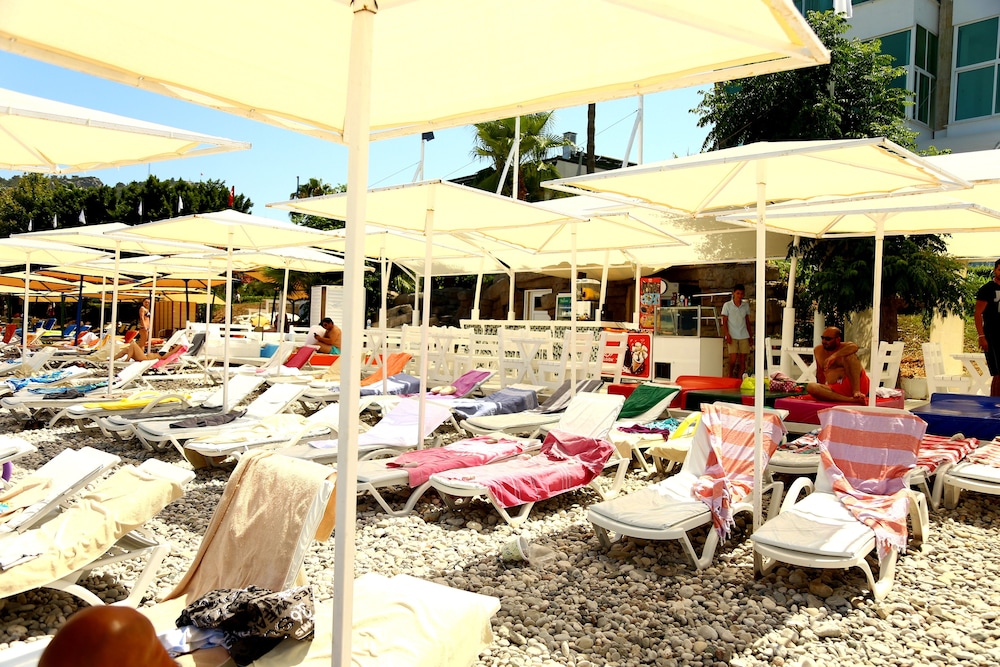 olimpos beach hotel by rrhandr