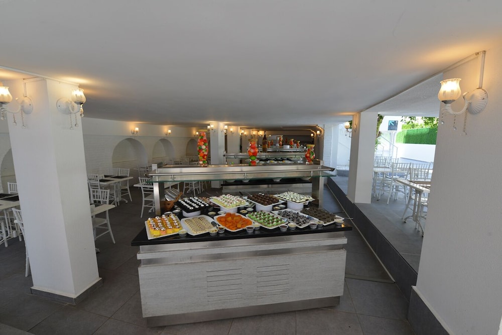 olimpos beach hotel by rrhandr