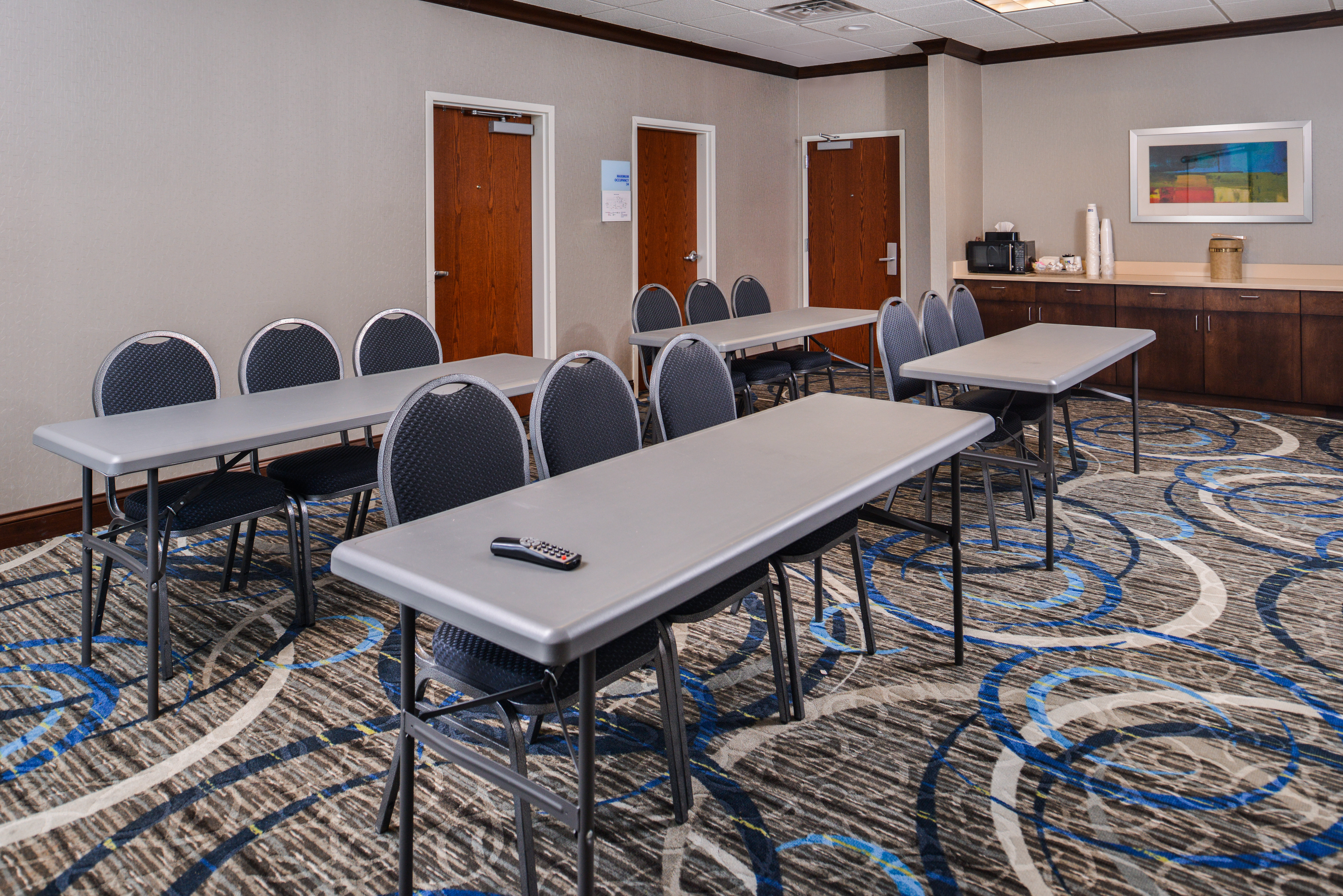 holiday inn express and suites york by ihg