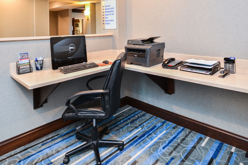holiday inn express and suites york by ihg