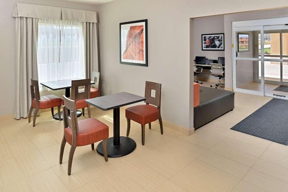 scottish inns and suites