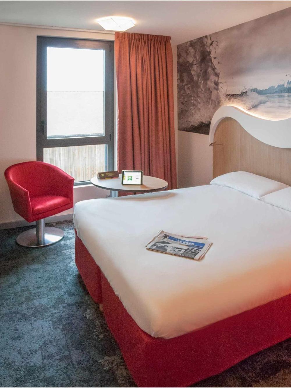 ibis styles saint malo port