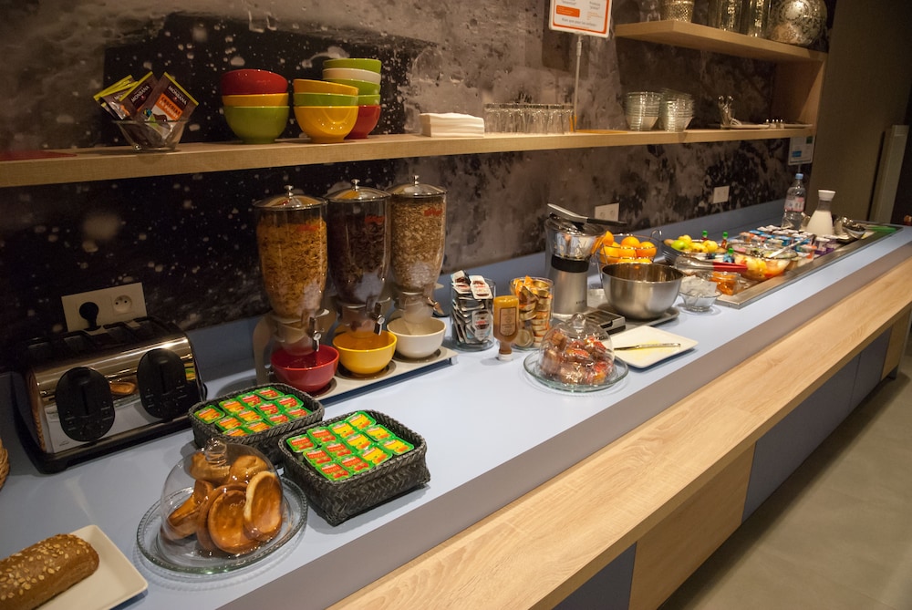 ibis styles saint malo port