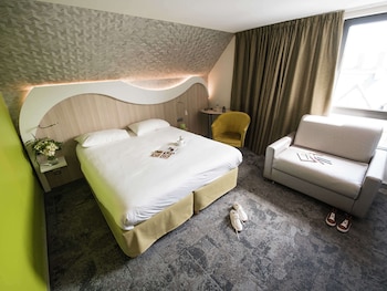ibis styles saint malo port