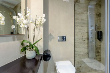 eurohotel katrin suites adults only