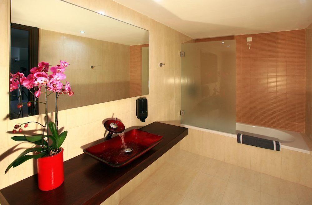 eurohotel katrin suites adults only