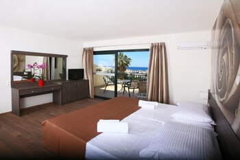 eurohotel katrin suites adults only