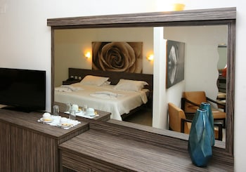eurohotel katrin suites adults only